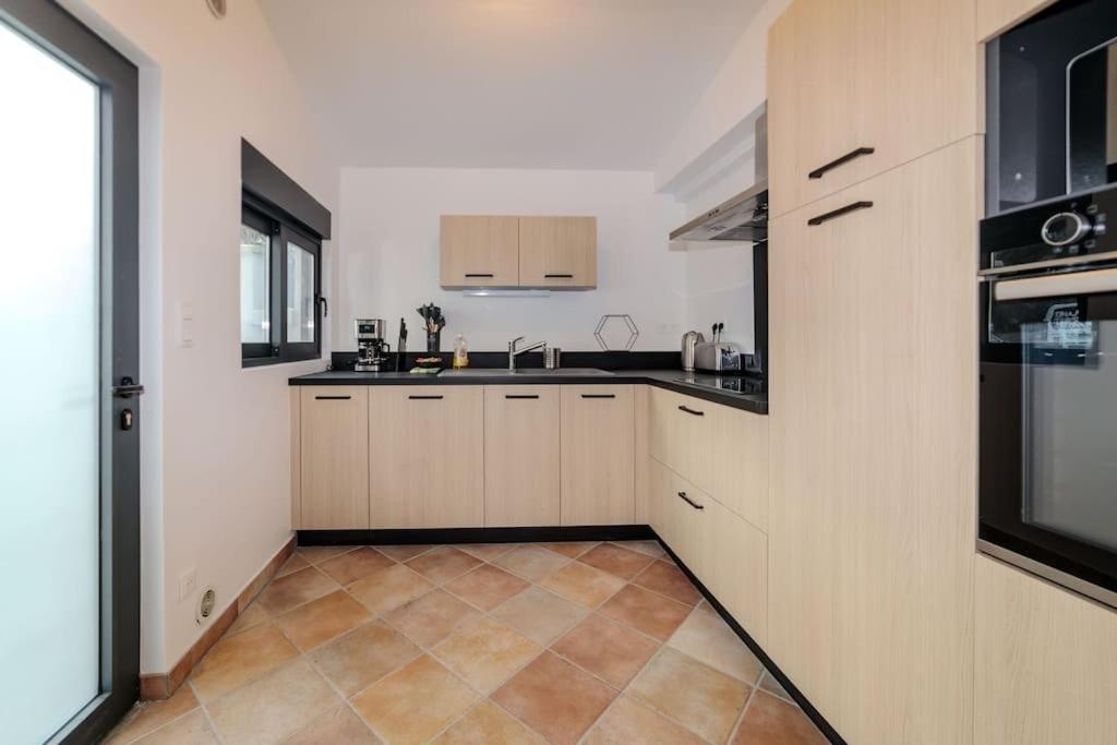 Et Volcans - Maison 9 Couchages Avec Garage Et Exterieur